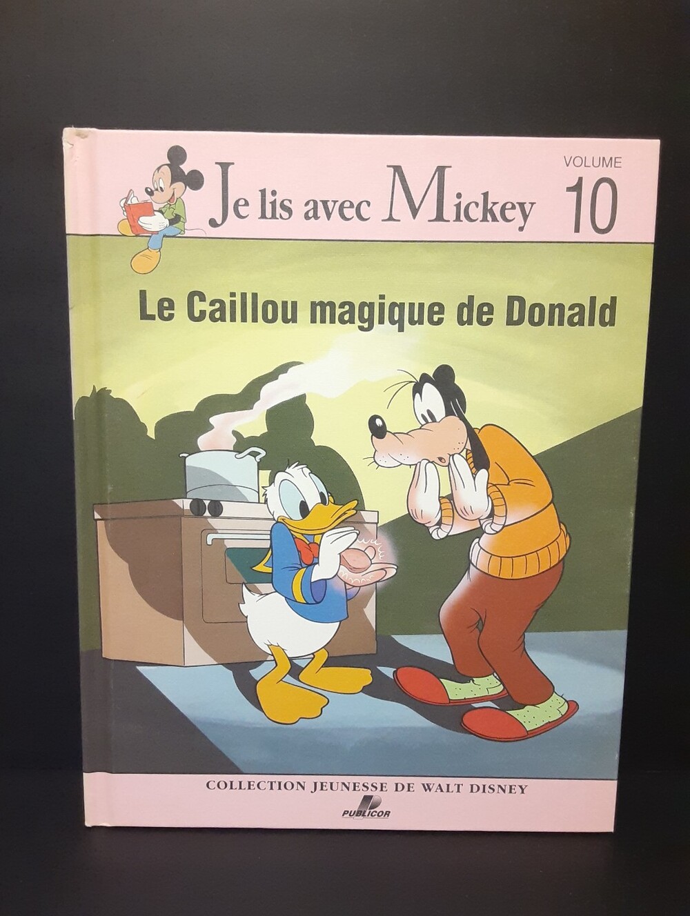 Vintage 1991 French Walt Disney Le Caillou magique de Donald Book Volume 10